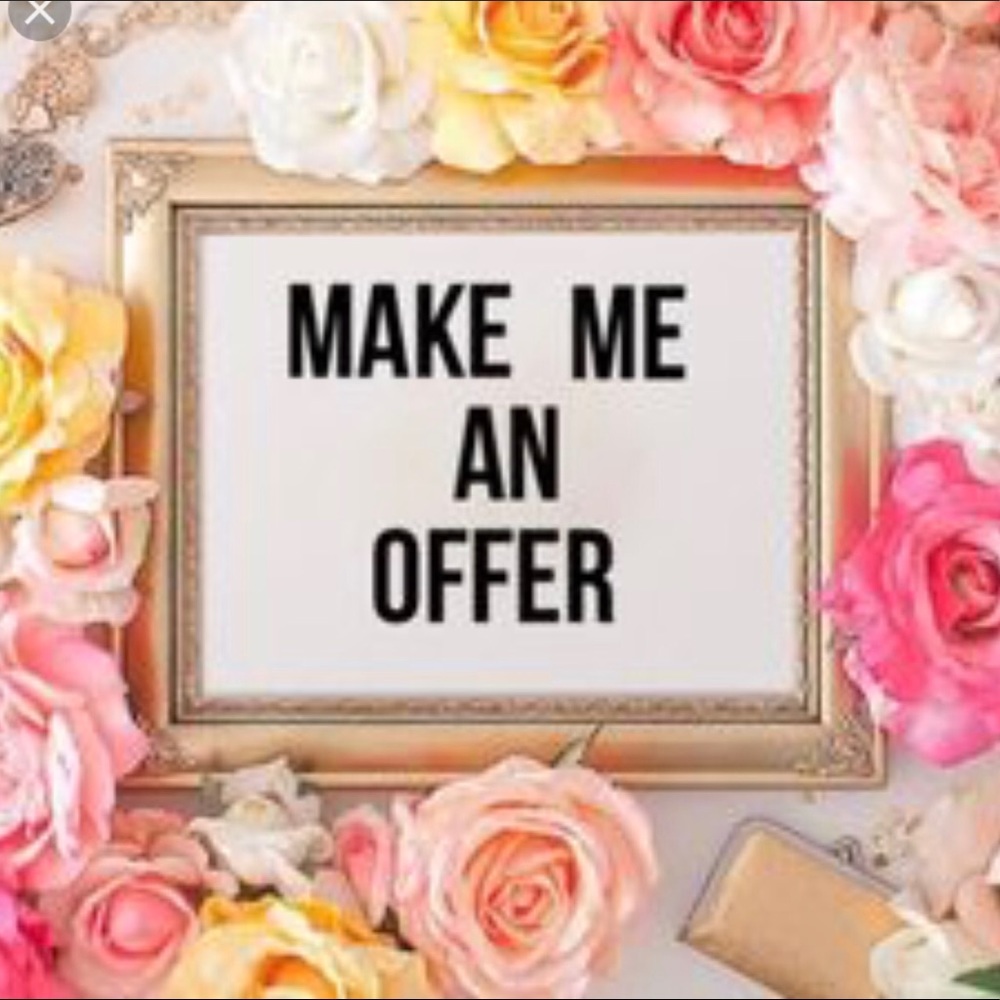 New clothes posted! Prices are negotiable☺️