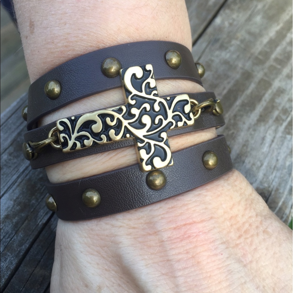 Cross bracelet