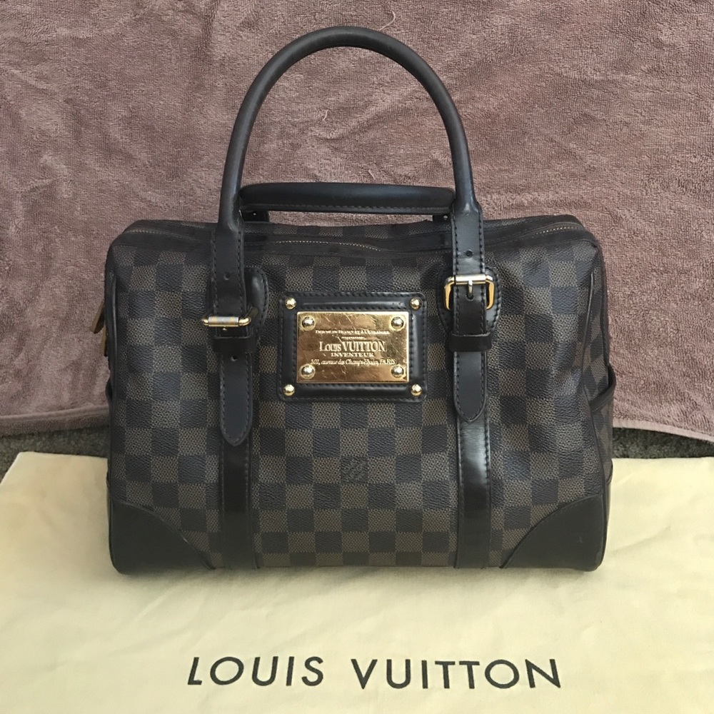 Price is firm.  Date code is on gold plate.