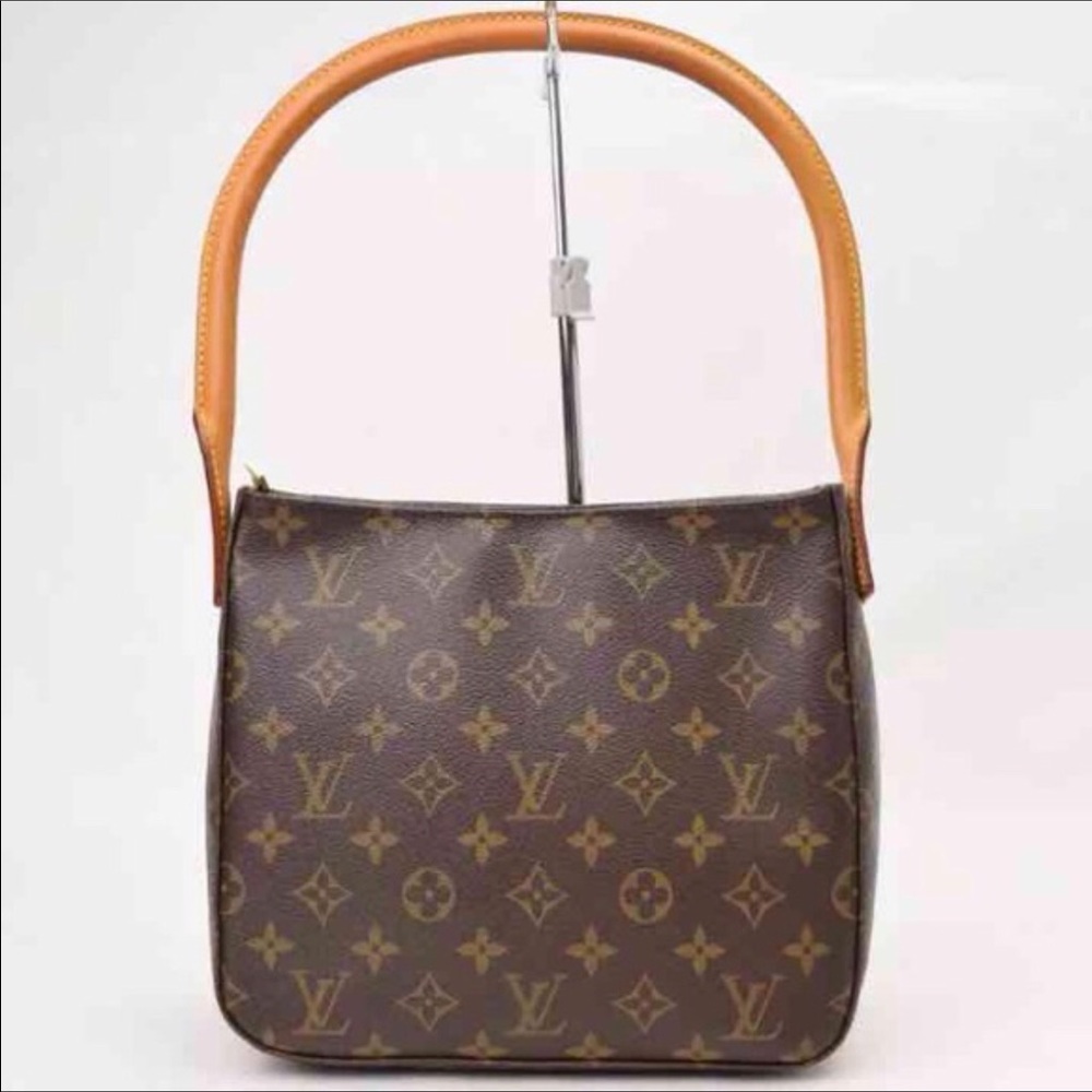 AUTHENTIC LOUIS VUITTON LOOPING BAG