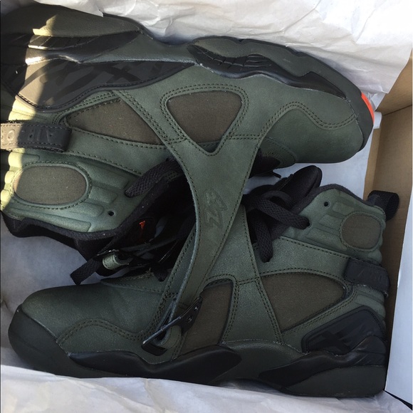 Jordan Air Jordan 8 Retro  Jordan 8\'s size 6