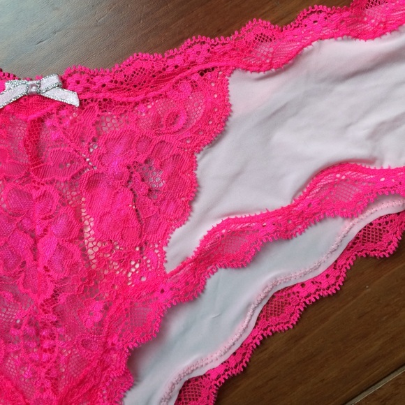 ❗️NEW ITEM❗️NWT Victoria's Secret 34B/M Set - Picture 3 of 4