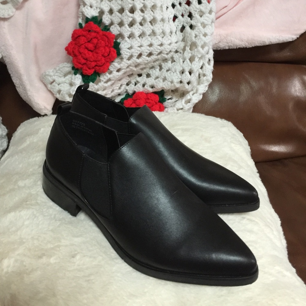 Forever 21 shoes size 8 1/2 !