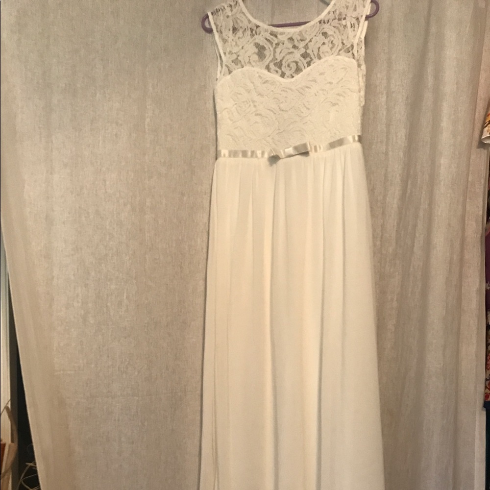 NEVER WORN White maxi dress