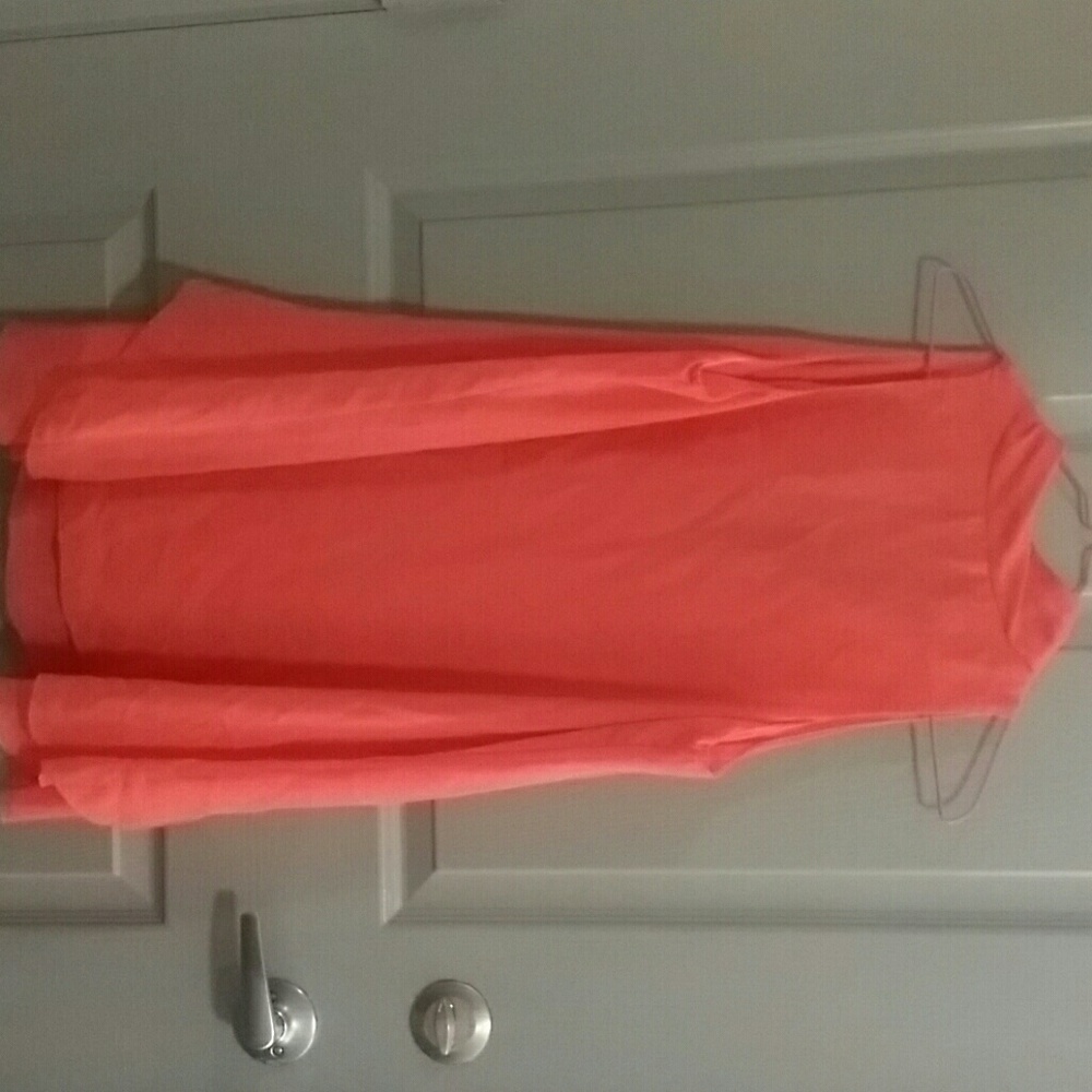 Coral dress - Picture 1 of 2
