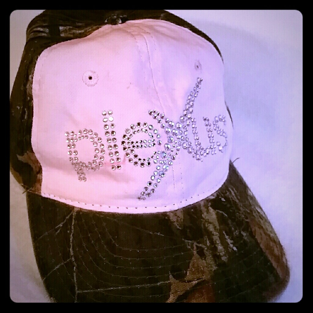 Plexus hat