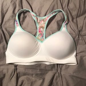 VS PINK sports bra white size medium