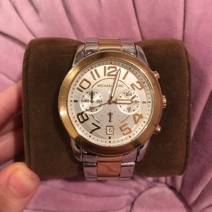 MICHAEL KORS TWO TONED SILVER AND GOLD WATCH