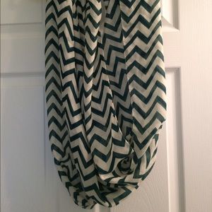 infinity scarf