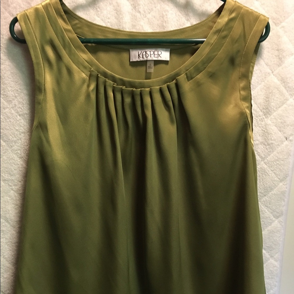 Never worn beautiful top