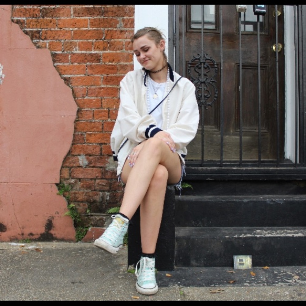 Meet your Posher, Alexandra