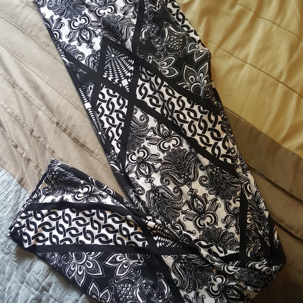 Plus size leggings