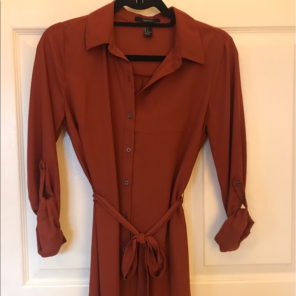 Forever 21 Dresses & Skirts - Burnt Orange Button up Dress with Sash