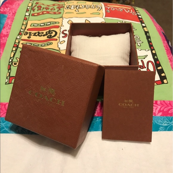 Coach Watch - Picture 2 of 4