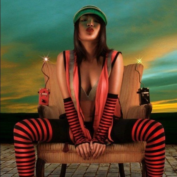 Meet your Posher, Hsingii. :) - Picture 4 of 5