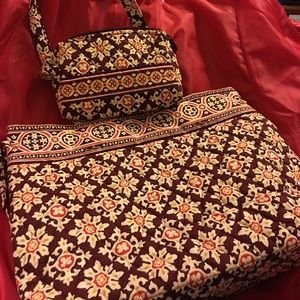 Vera Bradley Tote w/matching makeup case