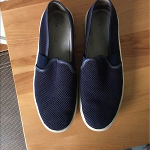 Blue Mesh Vince Slip-ons