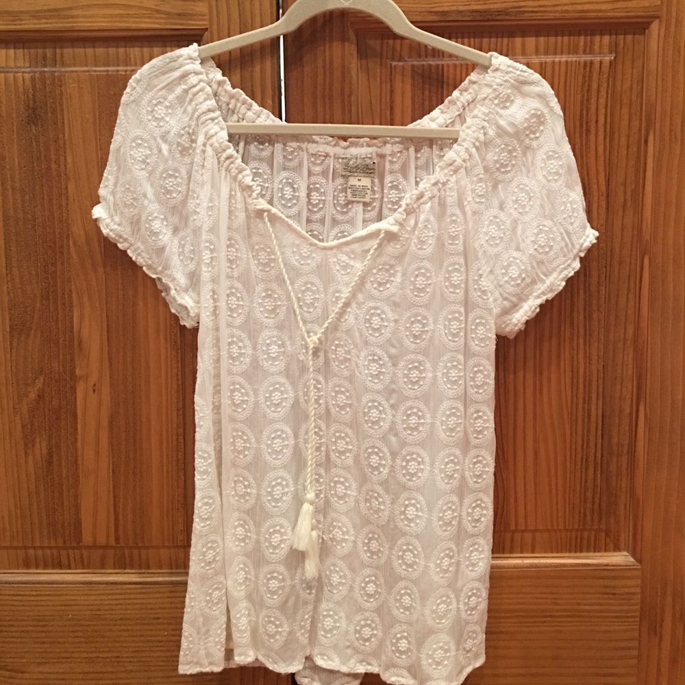 Lucky Brand cream top Sz M