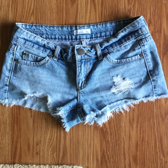 Pants - O'Neill distressed shorts Pants - O'Neill distressed shorts