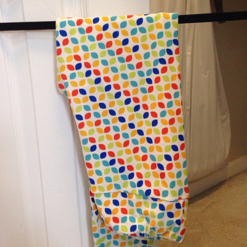 Lularoe OS leggings. White background