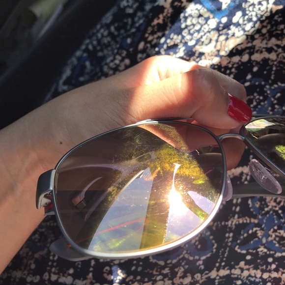 Authentic PRADA Aviator sunglasses - Picture 5 of 6