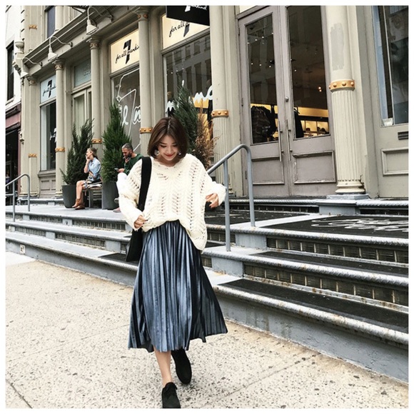 🎀 Metallic Pleated Skirt Green Gold Steel Gray - Picture 6 of 7