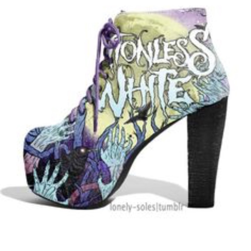 ISO!!!!! Motionless in White Merch!!!!!