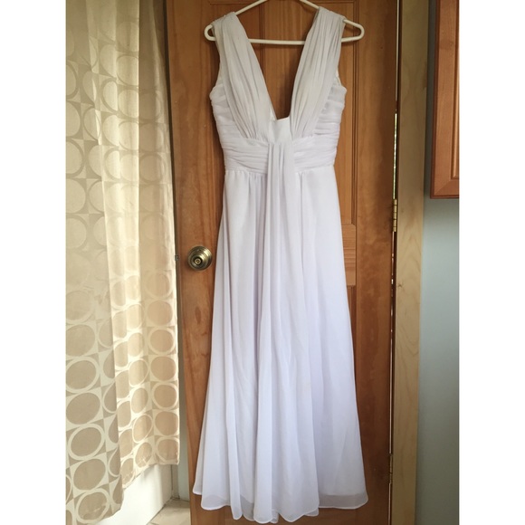 White prom dress! - Picture 1 of 5