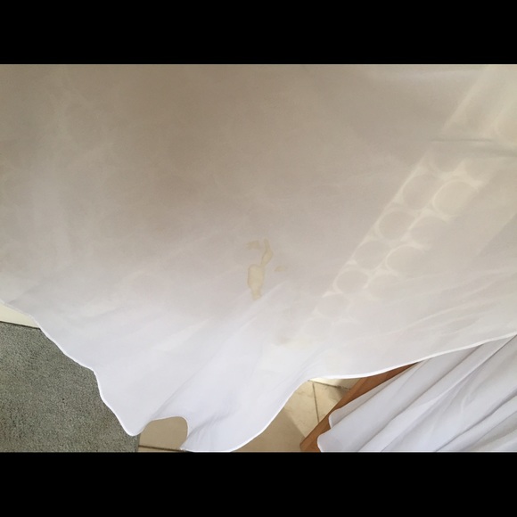 White prom dress! - Picture 4 of 5