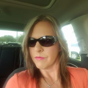 Meet your Posher, Sherry