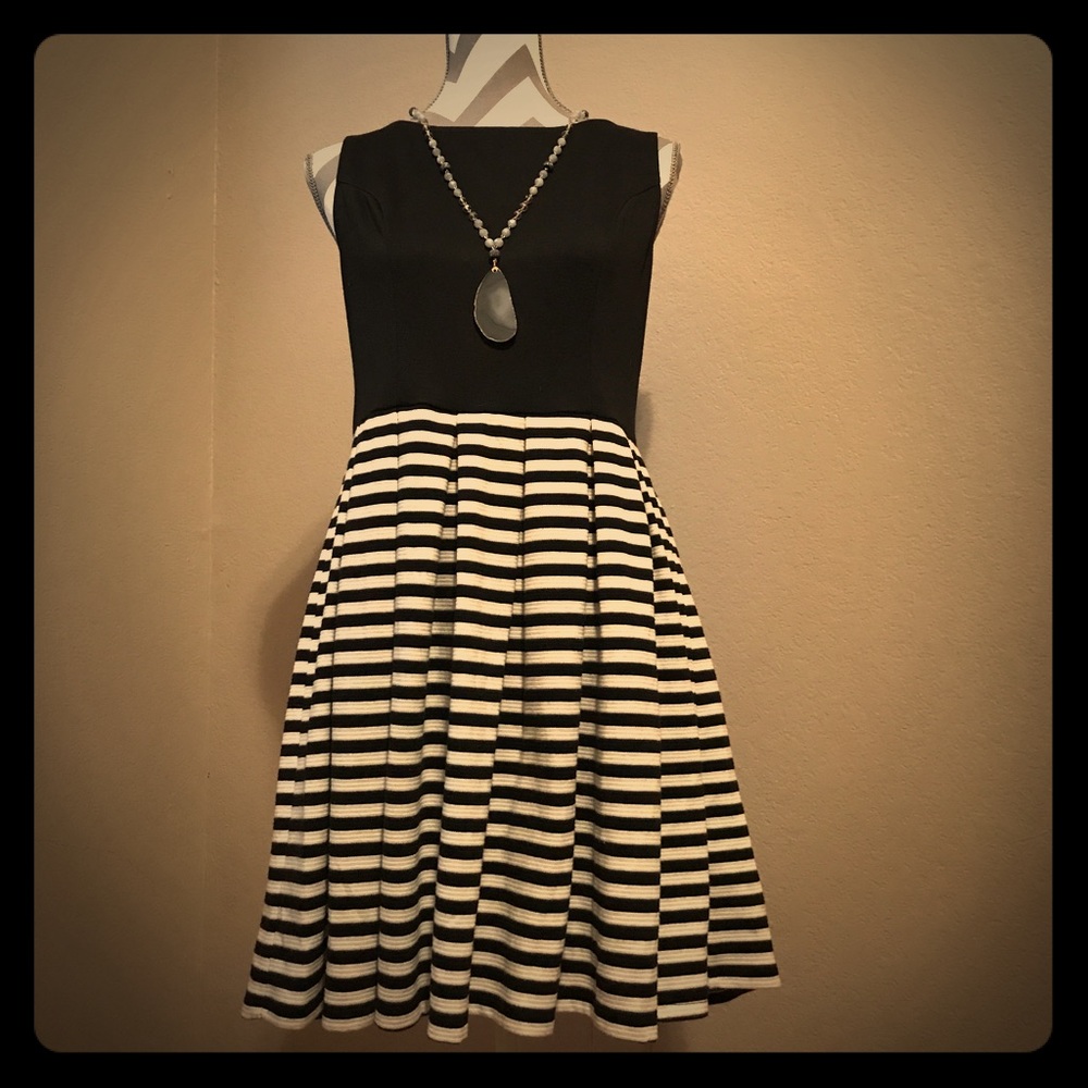 Adorable striped full skirt dress