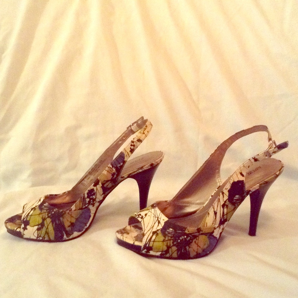 Multi-colored peep toe sling back heels
