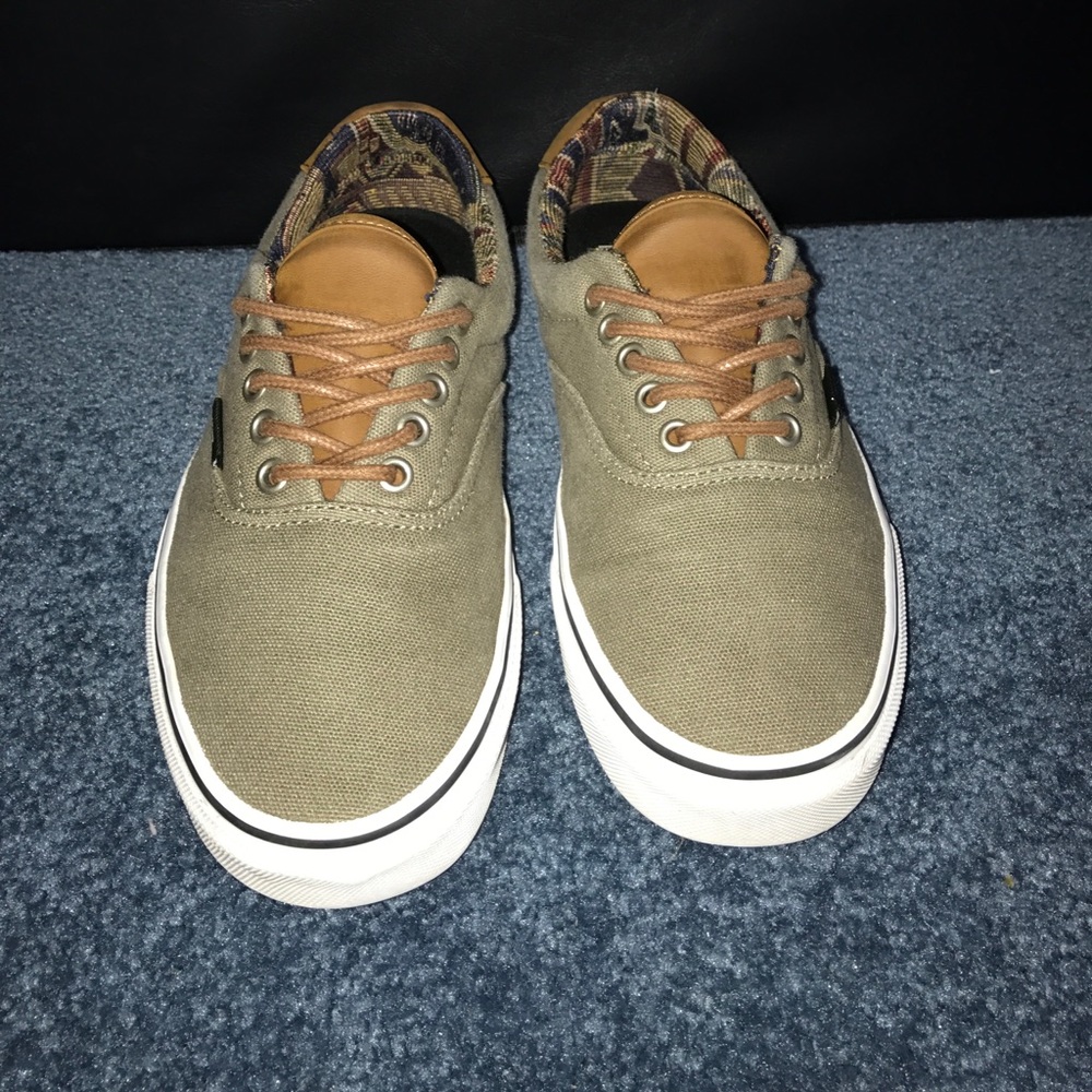 Olive canvas Era style Vans