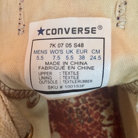 Purple Converse All Stars Women's Size 7.5 - Picture 3 of 4