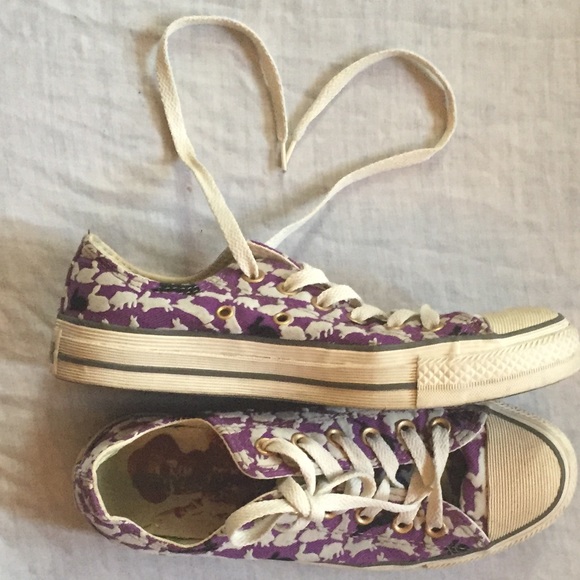 Purple Converse All Stars Women's Size 7.5 - Picture 4 of 4