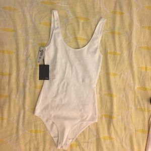 Aritzia Wilfred Free Georgianna Bodysuit - White