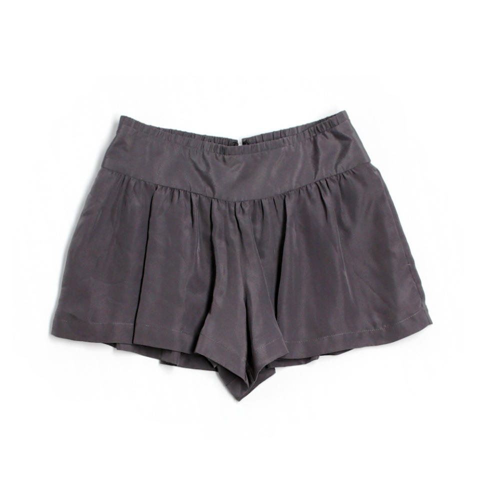 NWT Beautiful Flowy Shorts