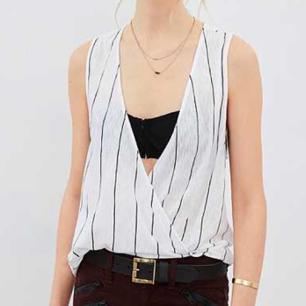Silence and noise Emlyn surplice top