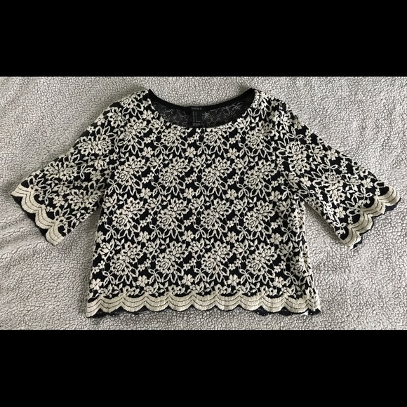 Fashionable top, great for summer- NWOT! - Picture 1 of 2