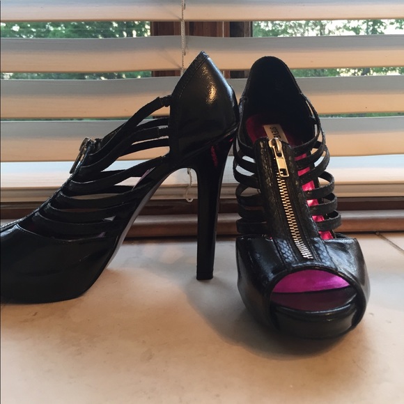 Steve Madden stalettos - Picture 2 of 2