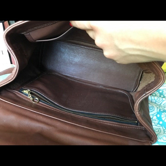 Vintage  Authentic COACH leather purse - Picture 3 of 4