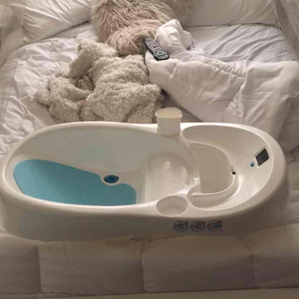 4 mom baby tub