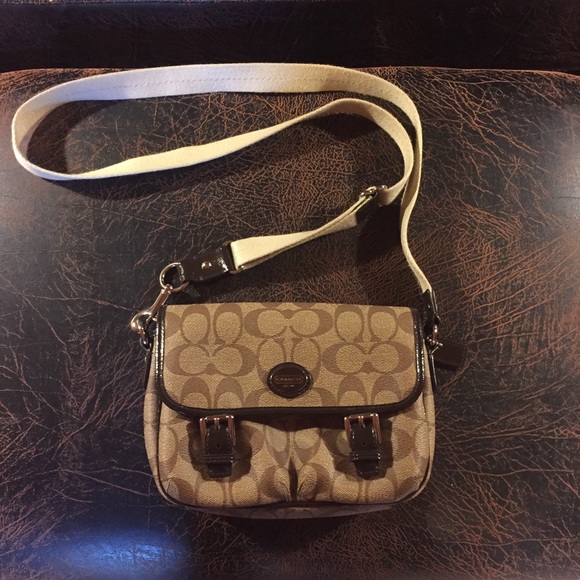 Coach Handbags - Coach Purse