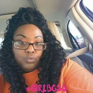 Meet your Posher, Ledora