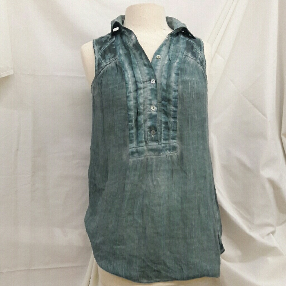 Adorable Sleeveless Summer Top