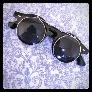 Sunglasses 😎