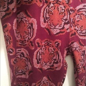 OS Lularoe Purple Tiger leggings