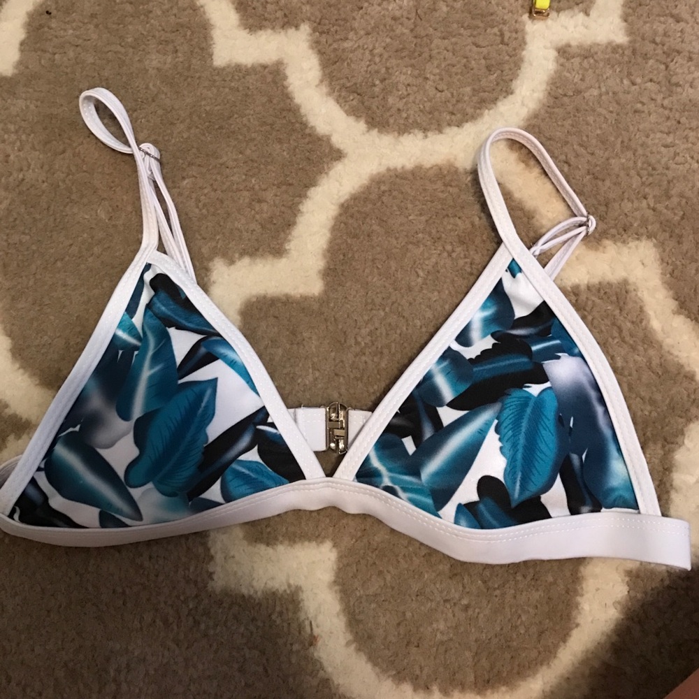 Bikini top