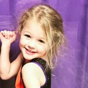 Meet your Posher, Eva