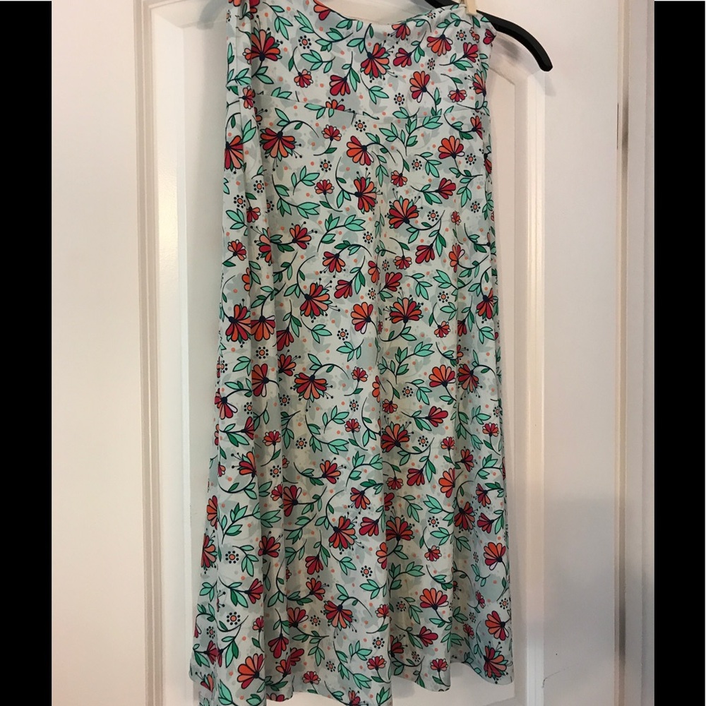 ✨✨Lularoe✨✨ NWOT Azure small